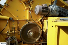 2007 RUBBLE MASTER RM60