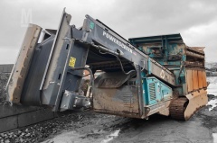 2014 POWERSCREEN POWERTRAK 750