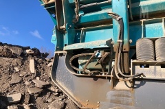 2019 POWERSCREEN TRAKPACTOR 320