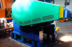 CRUSHMASTER 700×500