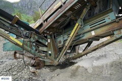 2001 POWERSCREEN CHIEFTAIN