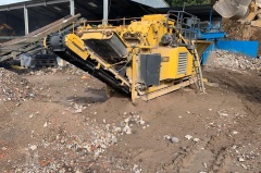 2015 RUBBLE MASTER RM60