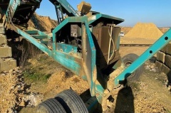 2009 POWERSCREEN COMMANDER 1400