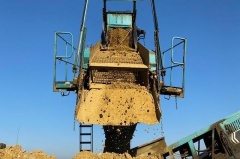2009 POWERSCREEN COMMANDER 1400