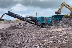 2017 POWERSCREEN PREMIERTRAK 400