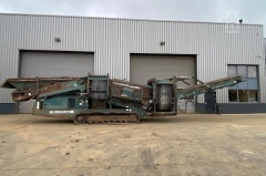 2004 POWERSCREEN WARRIOR 1400