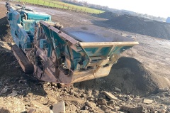 2019 POWERSCREEN TRAKPACTOR 320