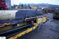 1900 KEESTRACK EXPLORER 1800