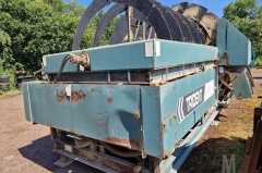 2004 POWERSCREEN TRIDENT 2